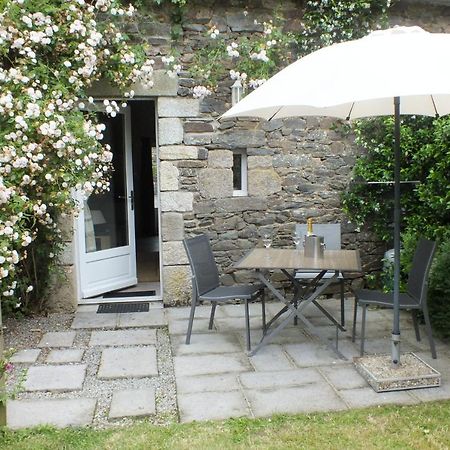 Gites De Lenvos Pontivy Exterior foto